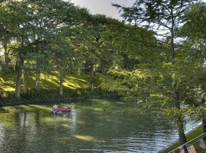 Scriv's River Haus