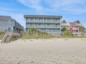 Beachfront Oasis w/ Pool Access in Surfside Beach!