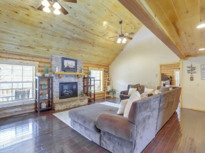 Large Sterling Cabin < 1 Mi to Palisade State Park