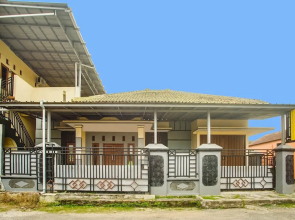 OYO Life 3005 Kost Rumaisha Syariah