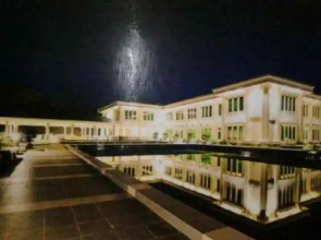 Bajau Bay Hotel & Resort