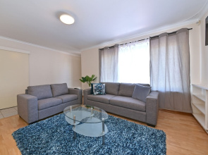 Comfy Home Near Airport & City 2280