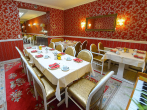 Hotel Urania