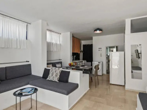 Seaside Gem Near Heraklion Villa Maro III Getaway