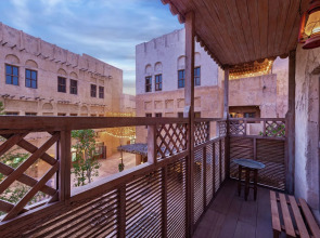 Отель Al Seef Heritage Hotel Dubai, Curio Collection by Hilton
