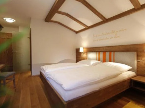Alpine-Lodge