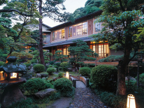 Nishimuraya Honkan Guest House