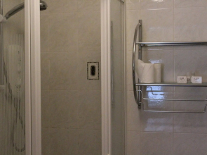 Spanish Arch Apartment