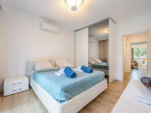 Christine Complex- Close to the Beach, Shared Pool