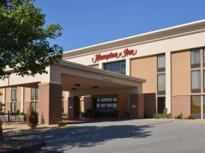 Hampton Inn Springfield-South