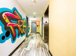 Airport Plaza Hotel JFK Airport