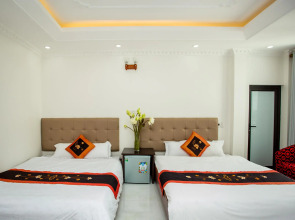 Van Hoa Ninh Binh Hotel
