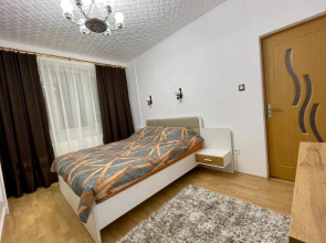 LaLy Apartament-Straja