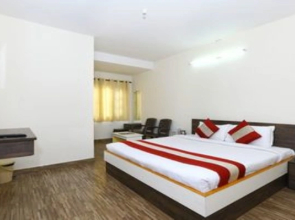 Fabhotel Abirami Residency