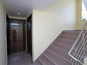 OYO Collection O 45409 Bartwal Guest House