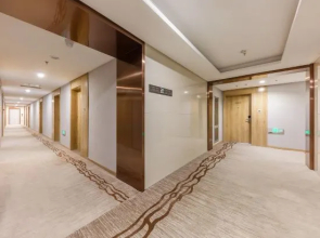 Huiyi Hotel (Jinan Quanfu Overpass Rongsheng Times Square)