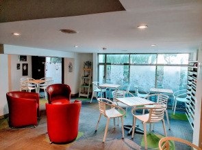 Viaggio Teleport Suites