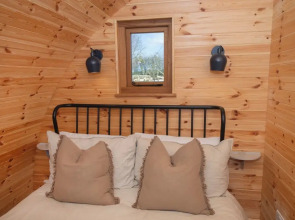 Glamping Pod 4 Truce