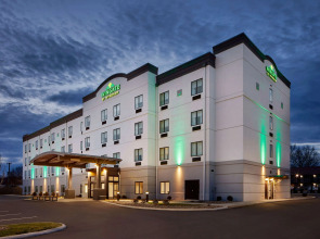 Wingate by Wyndham Hurricane WV