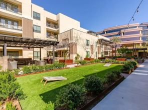 Moderne Luxury at Fashion Square 1x1 1BR by Casago