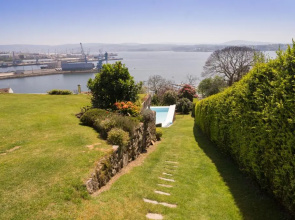 Apartamento con piscina y excelentes vistas