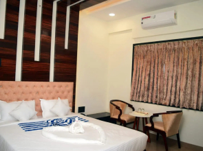 Hotel Chandradeep Regency