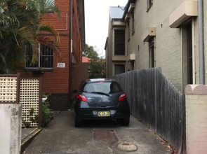 Cozy Marrickville Apartment Near Centre