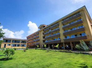 Alaya Stays Veera Marina 1BHK with Pool