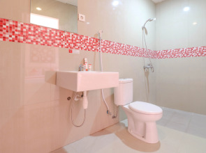 OYO 1489 Simona Hotel