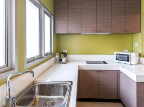 Palette Bella B All Suites Bangkok Hotel