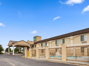 SureStay Hotel by Best Western Alexandria