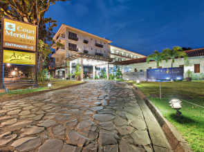 Court Meridian Hotel and Suites