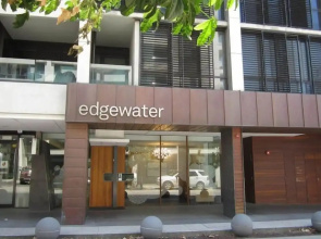 Edgewater 208