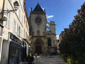 Le Rene Pouteau