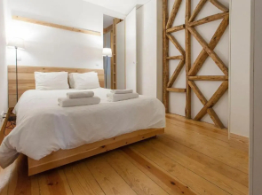 Center, Charm, Practical and Quiet