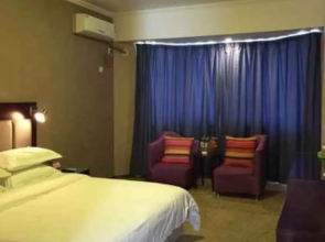 Zhongzhou Business Hotel (Luoyang Peony Park Shanghai Market Subway Station)