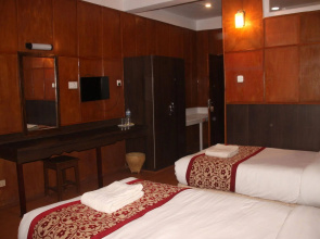 Hotel Srinagar