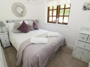 Hillview Cottage