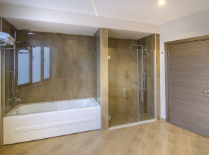 Ladies Beach Suit Otel