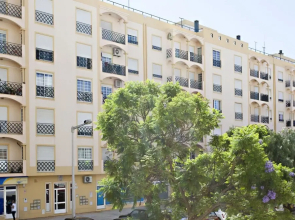 Maresia in Faro With 2 Bedrooms and 1 Bathrooms