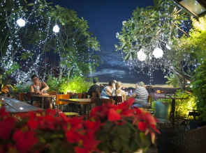 Alagon Central Hotel & Spa