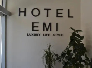 Hotel Emi