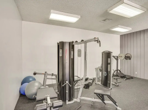 Steps to Csulb: Cozy Condo w/ Pool Access!