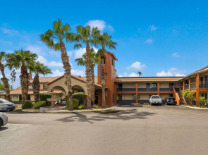Quality Inn & Suites Goodyear - Phoenix West