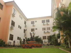 Ave Maria Hotel