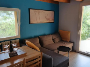 2-bed Borgo val di Taro Apt w/ Private Terrace