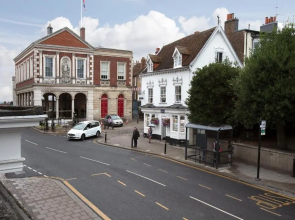 Hampden Apartments - The George