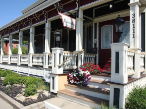 Homestead House B&B