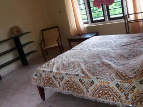4 Seasons Guesthouse