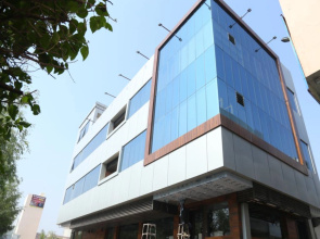 Hotel Raj